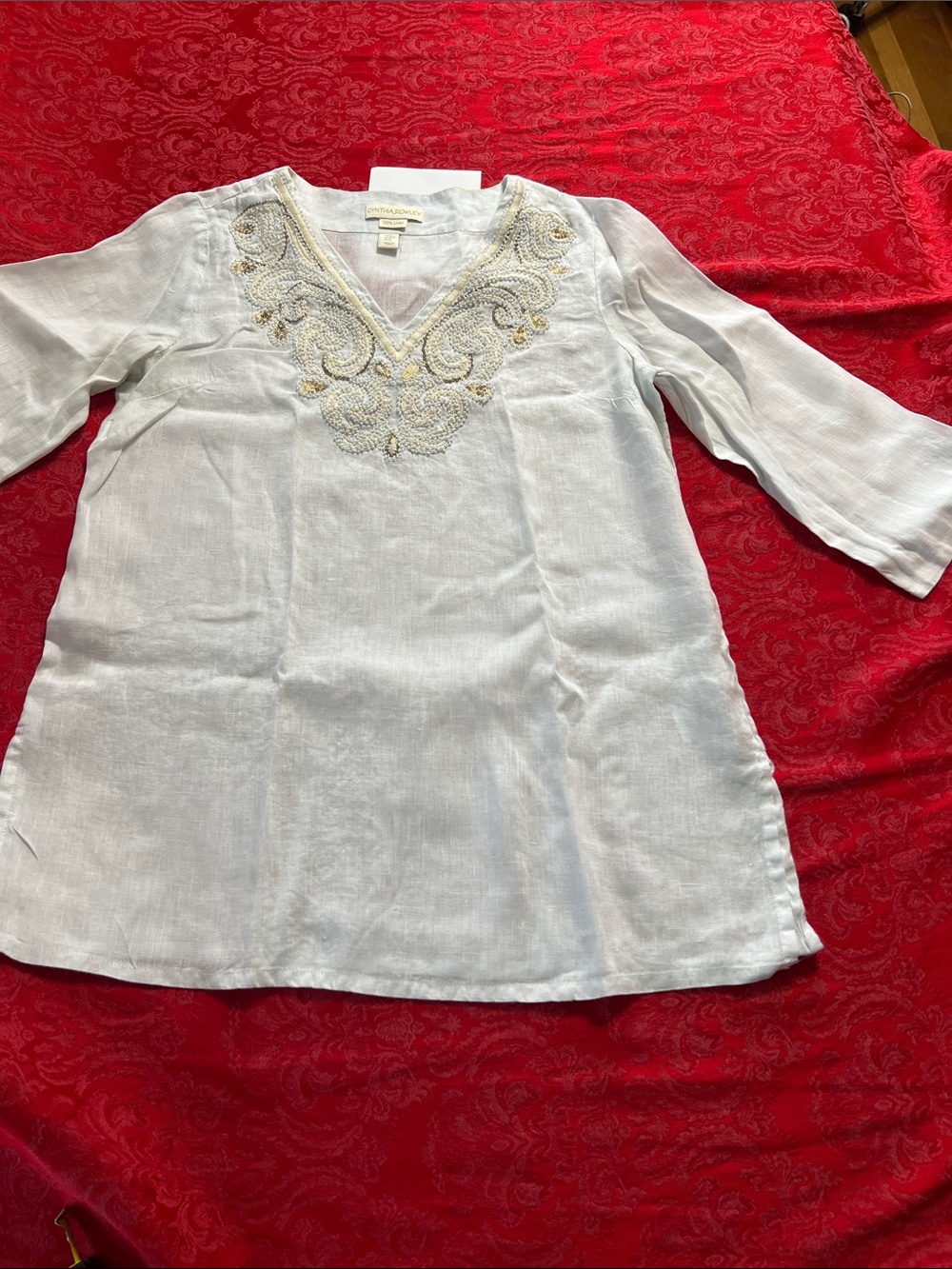 Cynthia Rowley 100% Linen Tunic Top Women's Medium White Beaded Embroidered V-Ne
